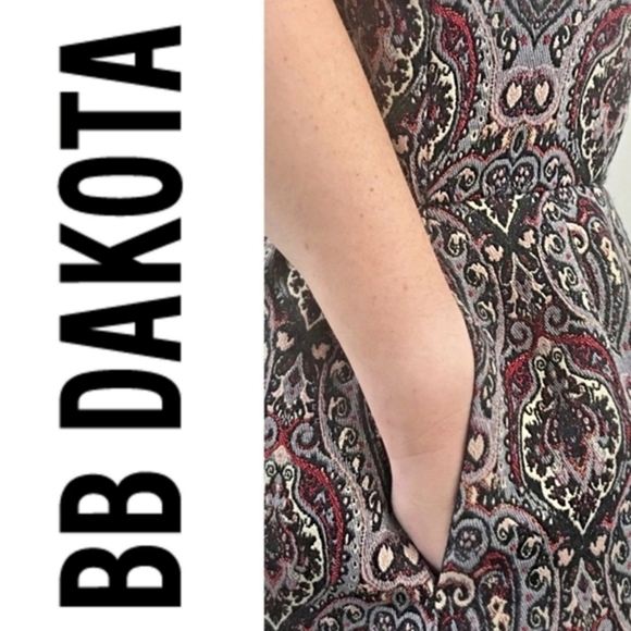 BB Dakota Red Brocade Fit & Flare Dress–Sleeveless Scoop Neck w/ Side Pockets 0 - Picture 6 of 9